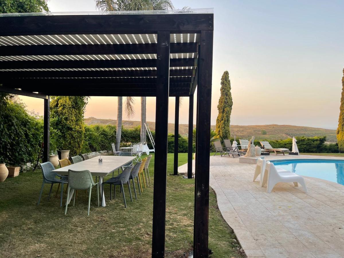 Villa Ba'Gefen Karmei Yosef Luaran gambar