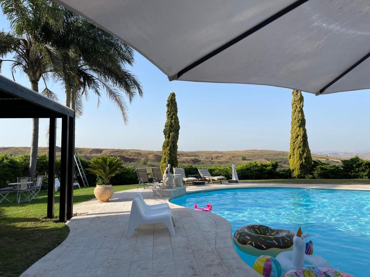Villa Ba'Gefen Karmei Yosef Luaran gambar