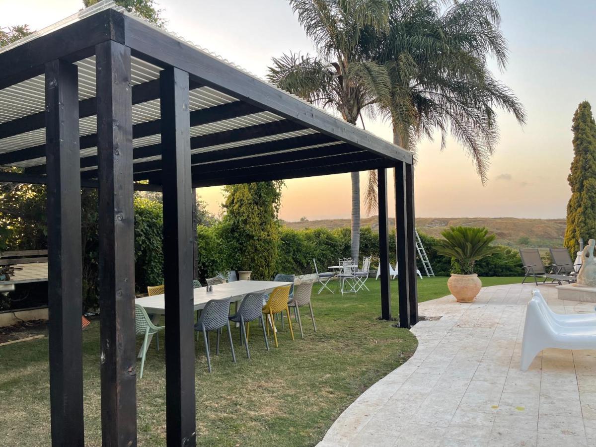 Villa Ba'Gefen Karmei Yosef Luaran gambar